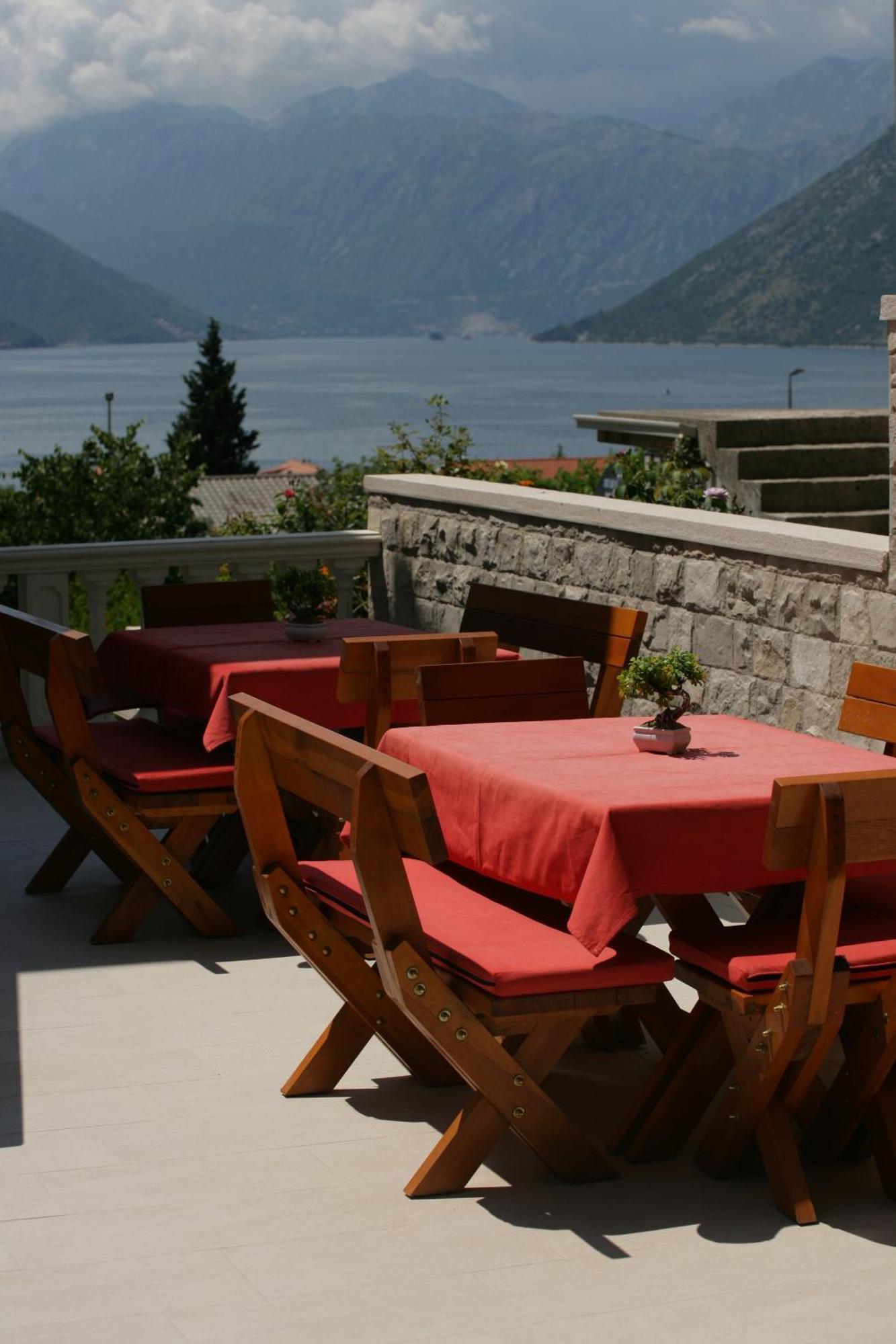 Apartments Radonjic Kotor Luaran gambar